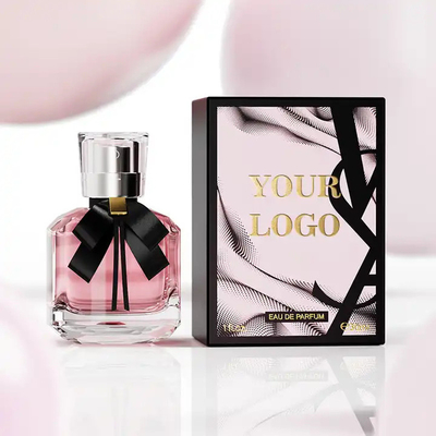 خانواده عطر تازه در اسپری بدن با روغن عطر طراح