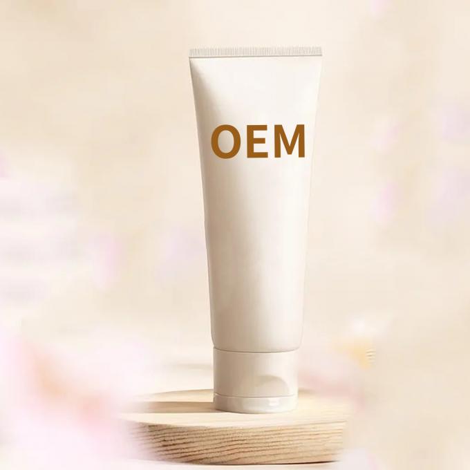 پاک کننده صورت مرطوب کننده بدون عطر با نیاسینامید برای زنان 0